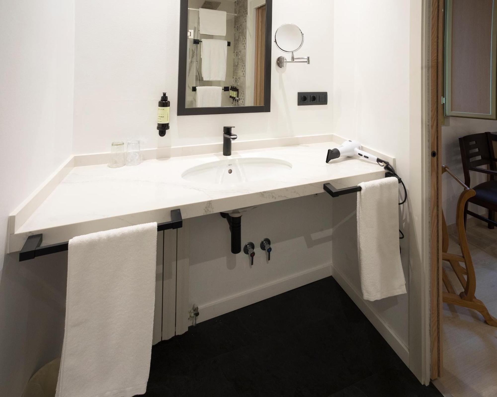 Hotel Roma Sarria Dış mekan fotoğraf
